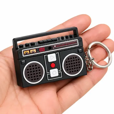 Retro Radio Voice Recorder Keychain – 60-Second Voice Recorder with Built-In Speaker, Mini Boombox Design & Metal Keyring